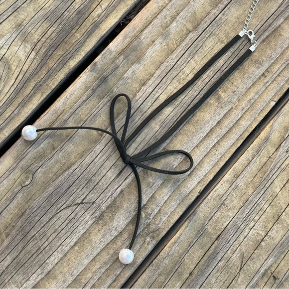 Jewelry - Pearl CHOKER NECKLACE with Gift Bag